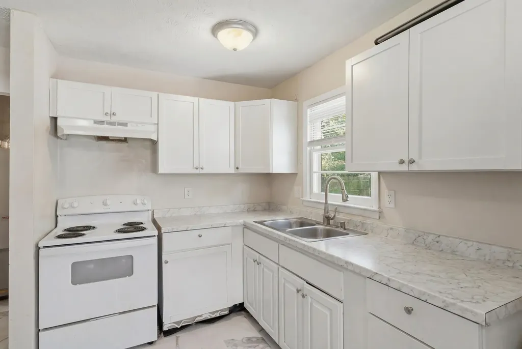 345 Larkwood Drive Lexington KY 40509