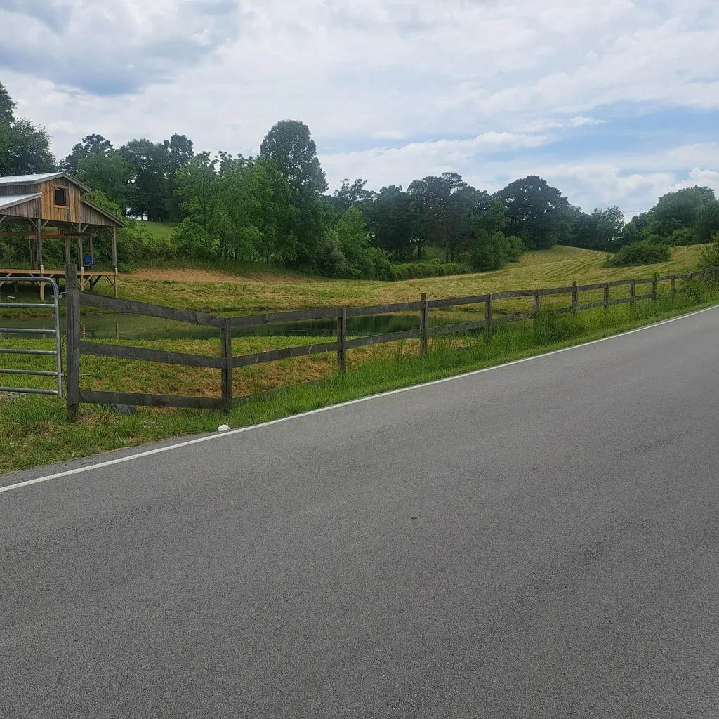 1283 Mcgill Wyan Road London KY 40744