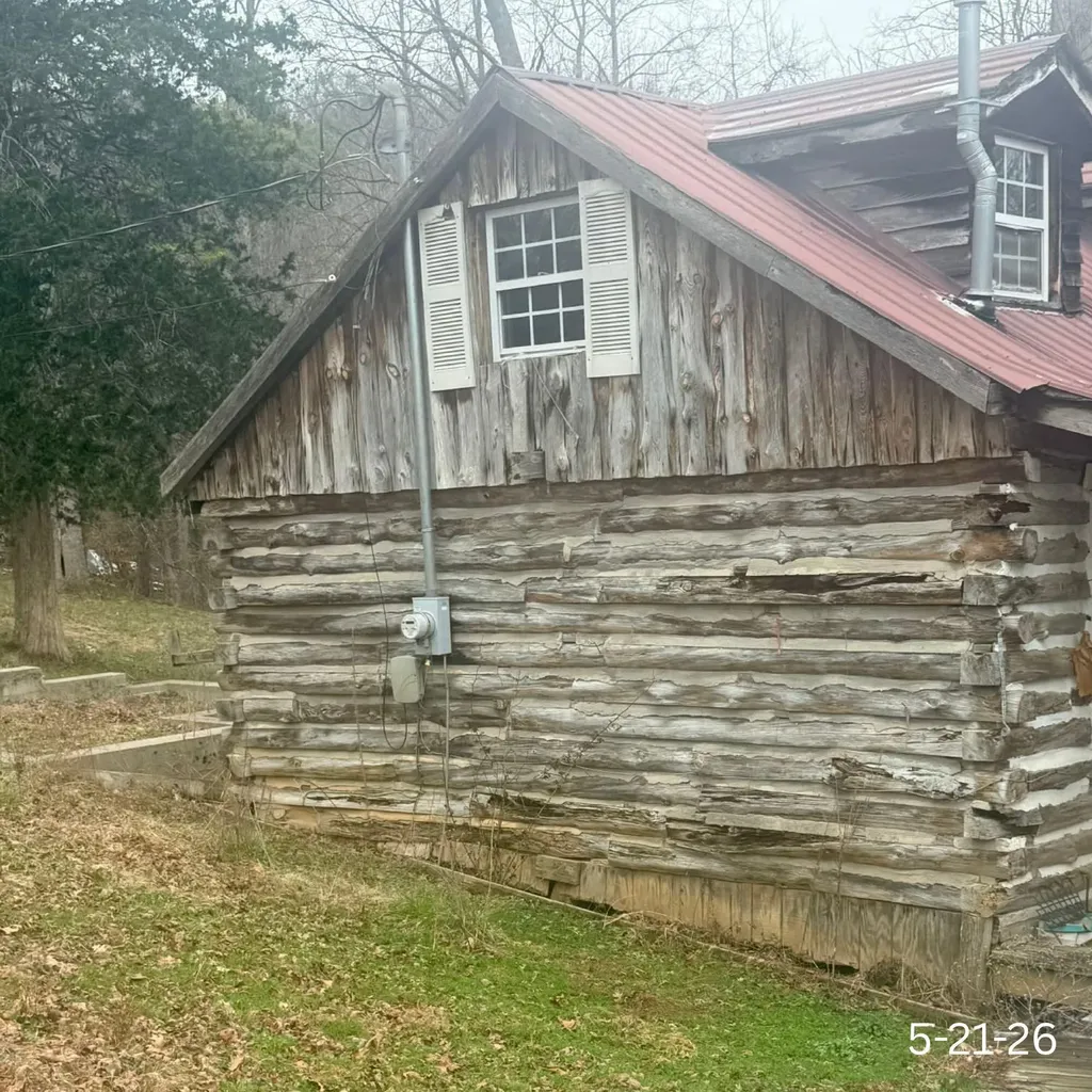 234 Brandenburg Road Frenchburg KY 40322