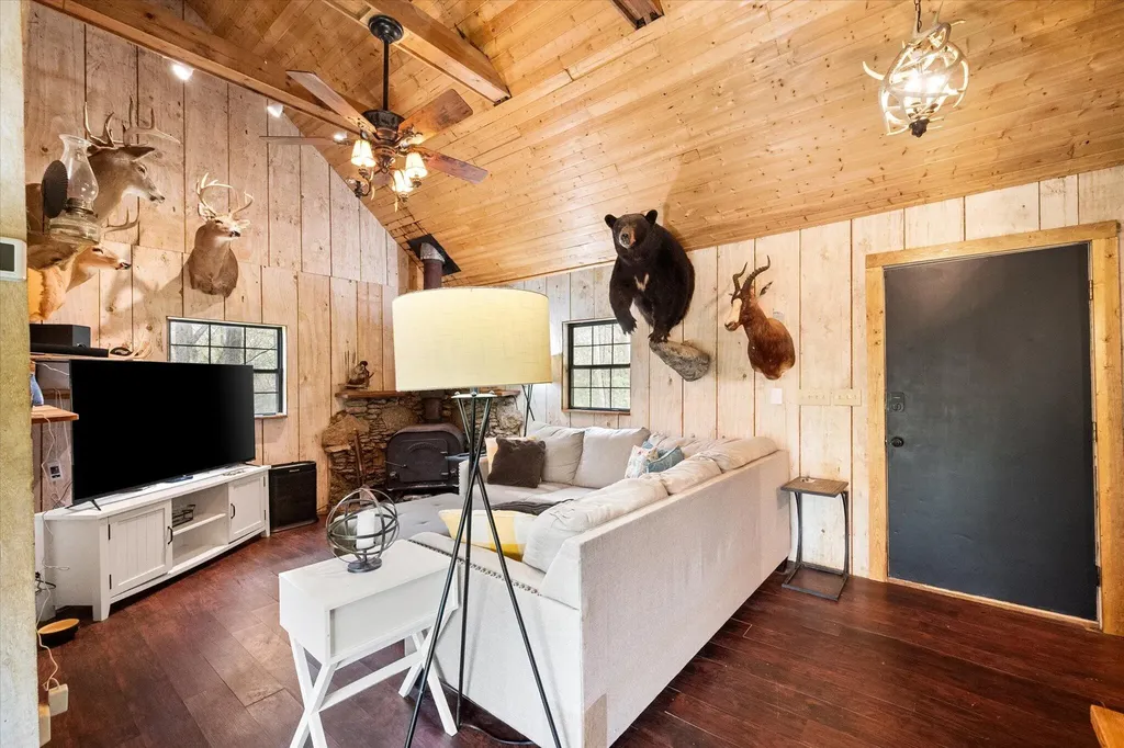 7014 Organ Creek Circle Pendleton KY 40055