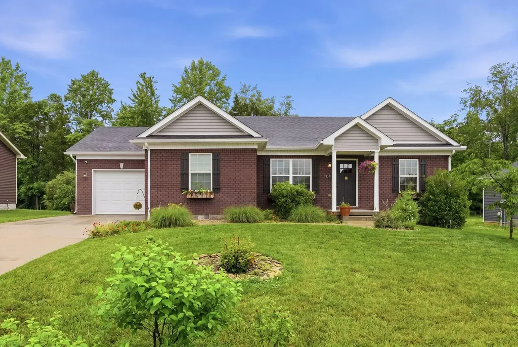 1046 Rainbow Way Lawrenceburg KY 40342