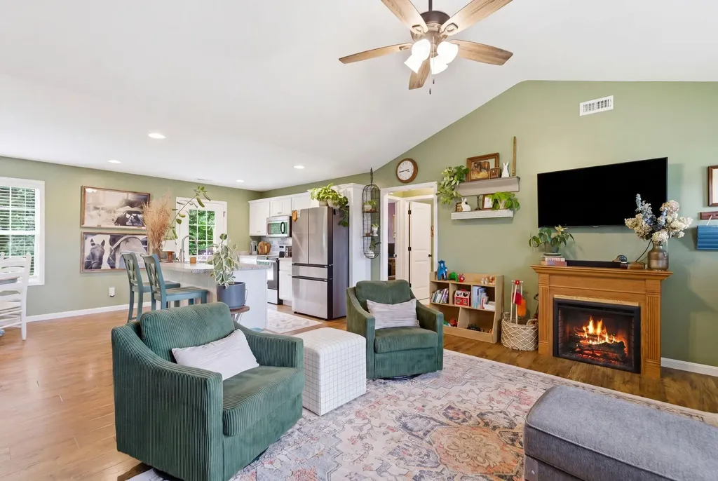 1046 Rainbow Way Lawrenceburg KY 40342