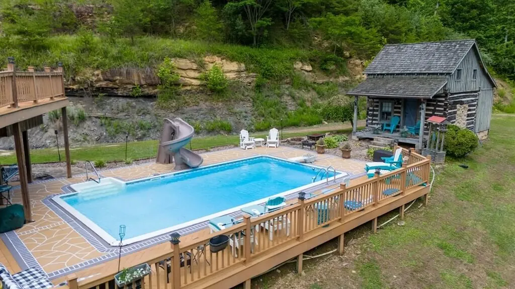 357 Fred's Fork Prestonsburg KY 41653
