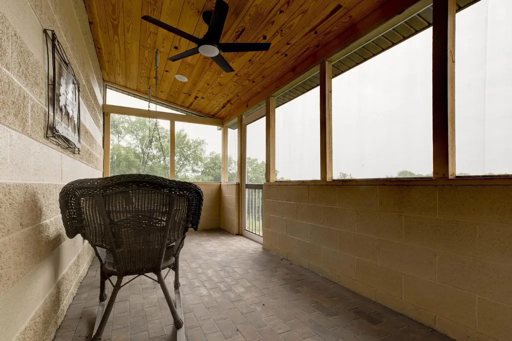 4578 Combs Ferry Road Winchester KY 40391