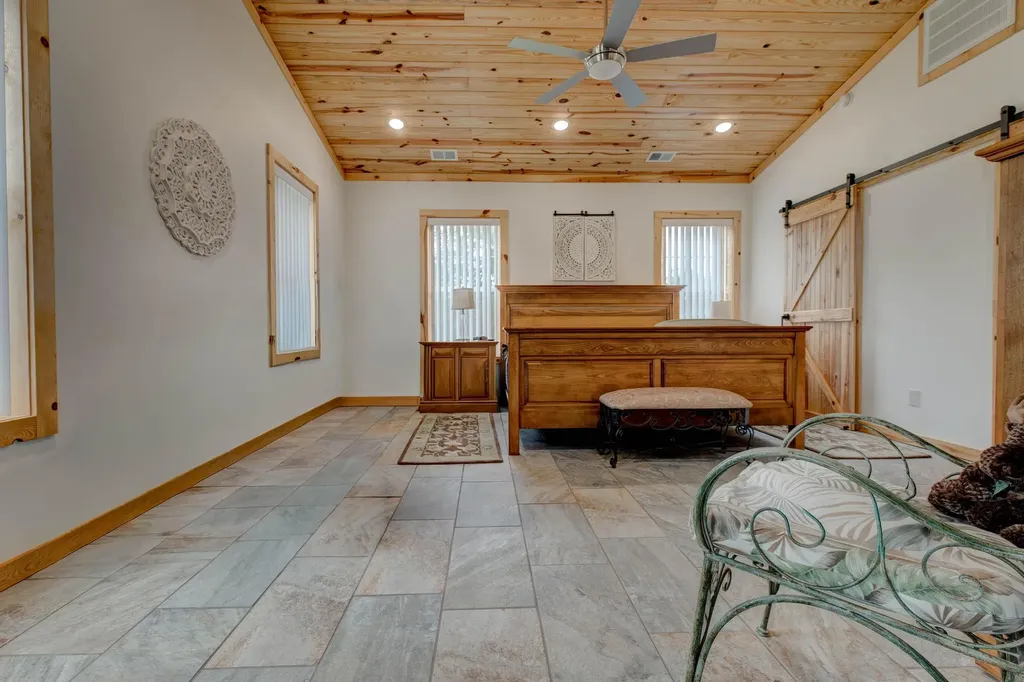 4578 Combs Ferry Road Winchester KY 40391