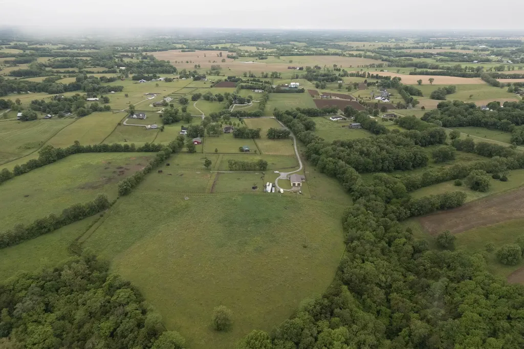 4578 Combs Ferry Road Winchester KY 40391
