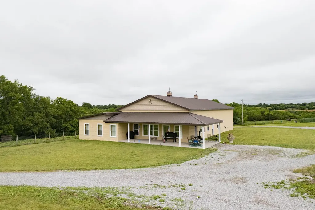 4578 Combs Ferry Road Winchester KY 40391