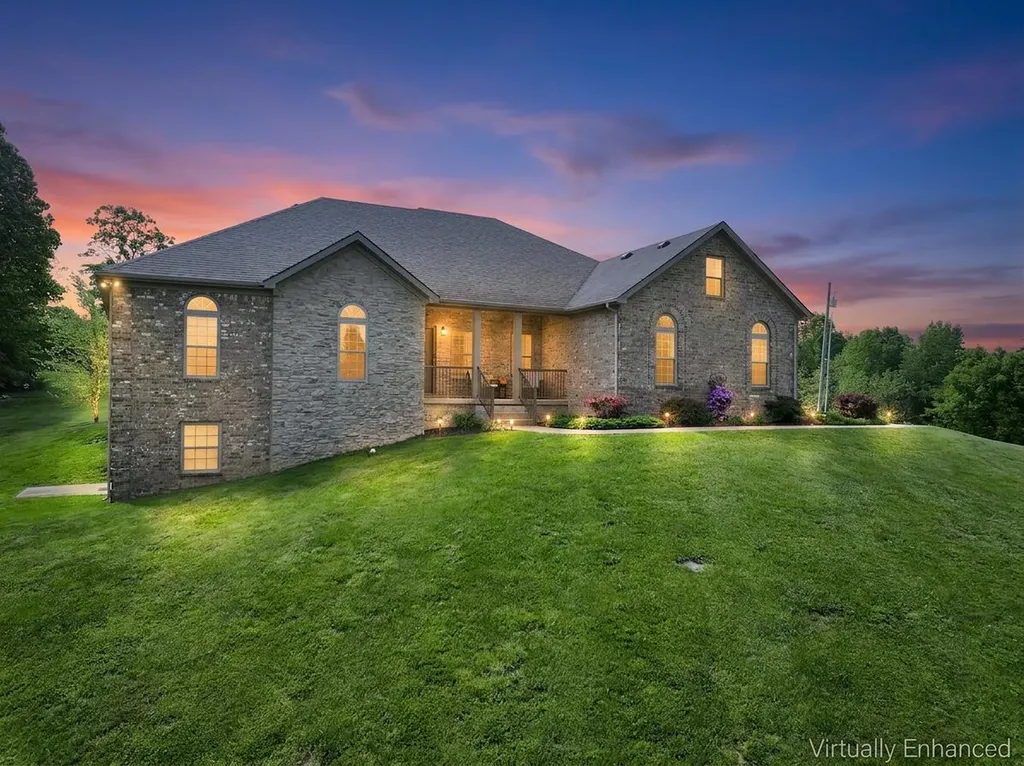 1208 White Oak Road Stamping Ground KY 40379
