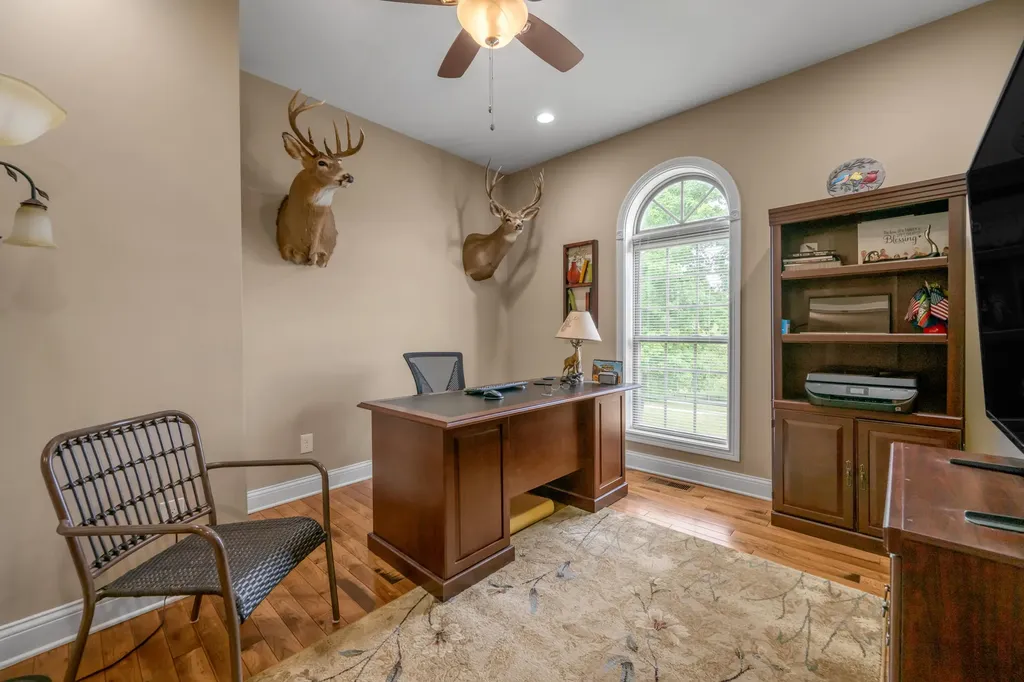 1208 White Oak Road Stamping Ground KY 40379