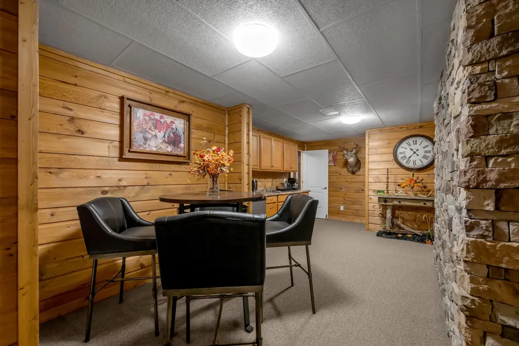 1208 White Oak Road Stamping Ground KY 40379