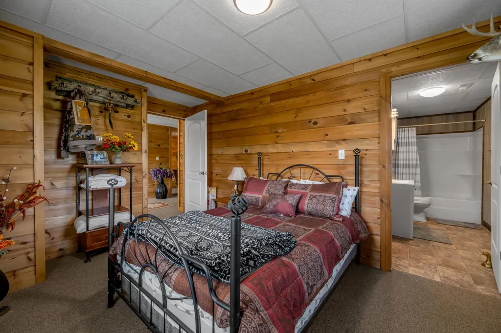 1208 White Oak Road Stamping Ground KY 40379