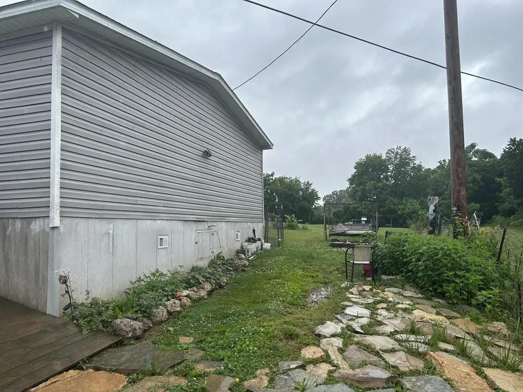 865 Barnett Road Brodhead KY 40409