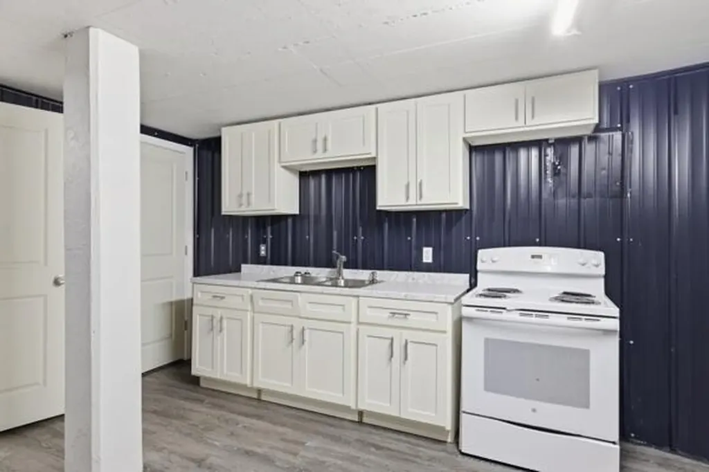 325 W Main Street Lebanon KY 40033