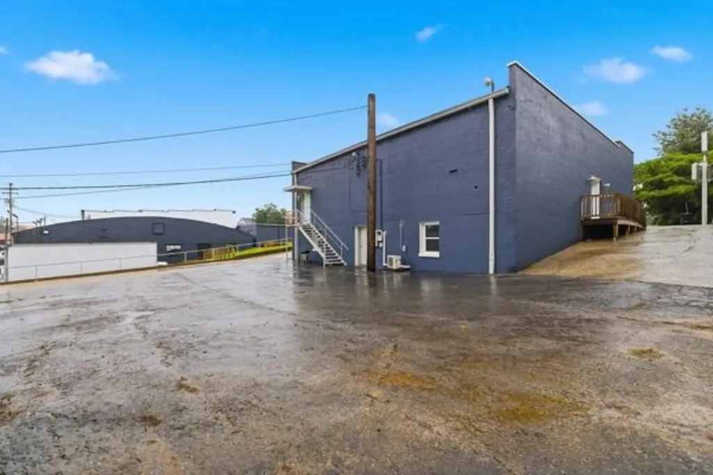 325 W Main Street Lebanon KY 40033