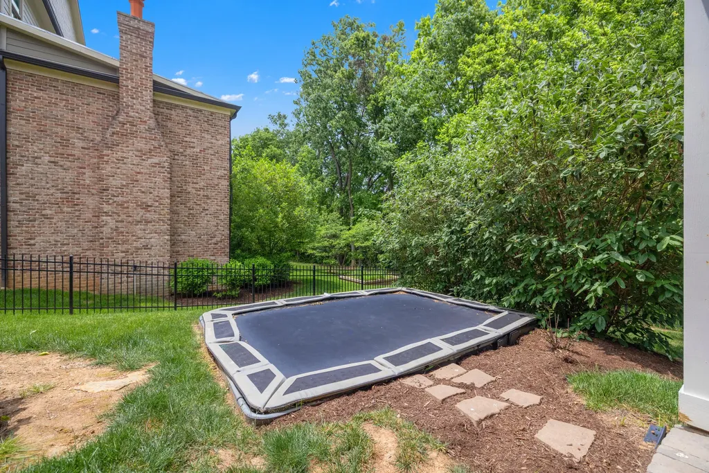 1825 Browning Trace Lexington KY 40509