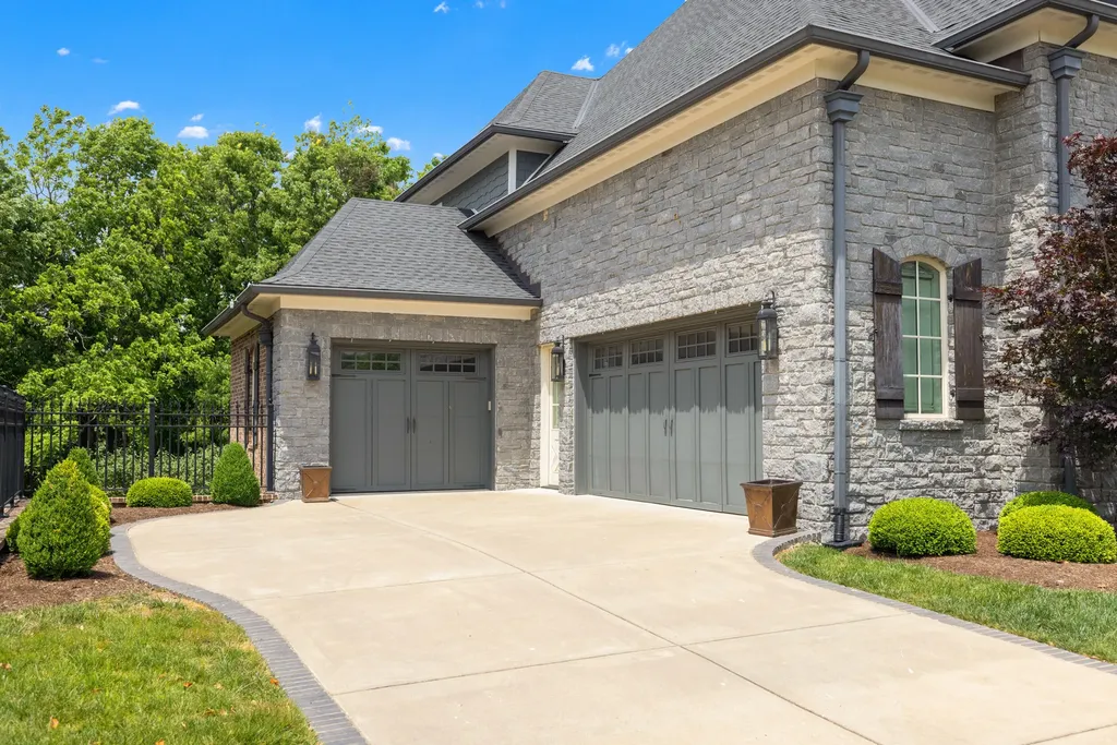 1825 Browning Trace Lexington KY 40509