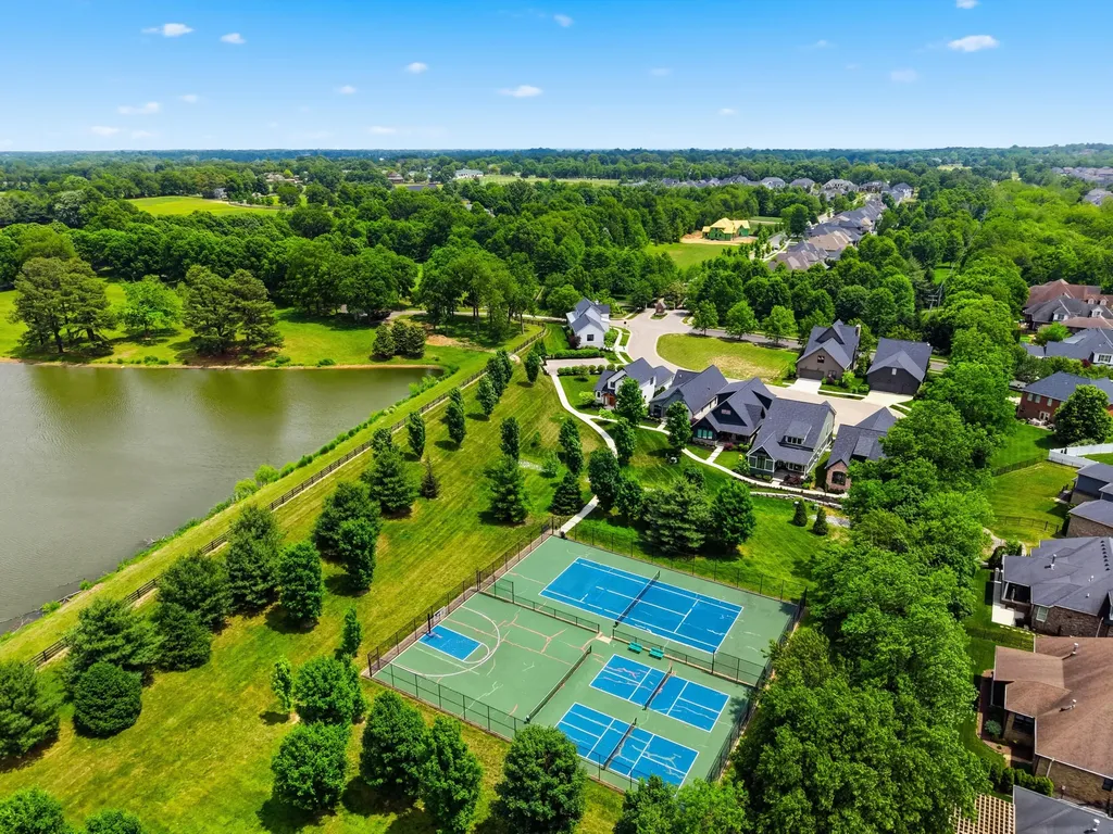 1825 Browning Trace Lexington KY 40509
