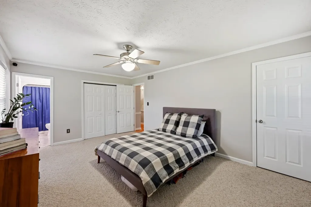 129 Lake Country Road Nicholasville KY 40356