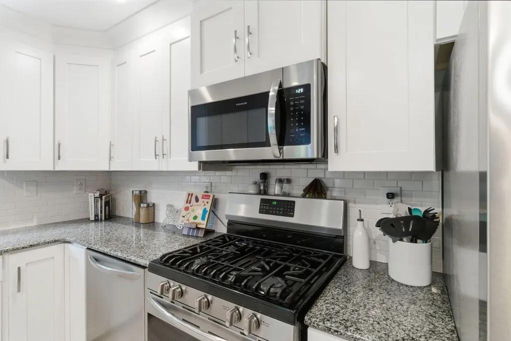 4320 Southmoor Park Lexington KY 40514