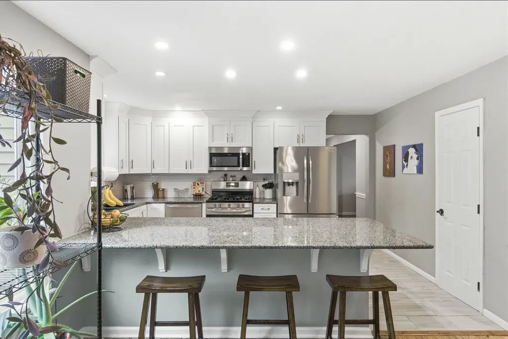 4320 Southmoor Park Lexington KY 40514