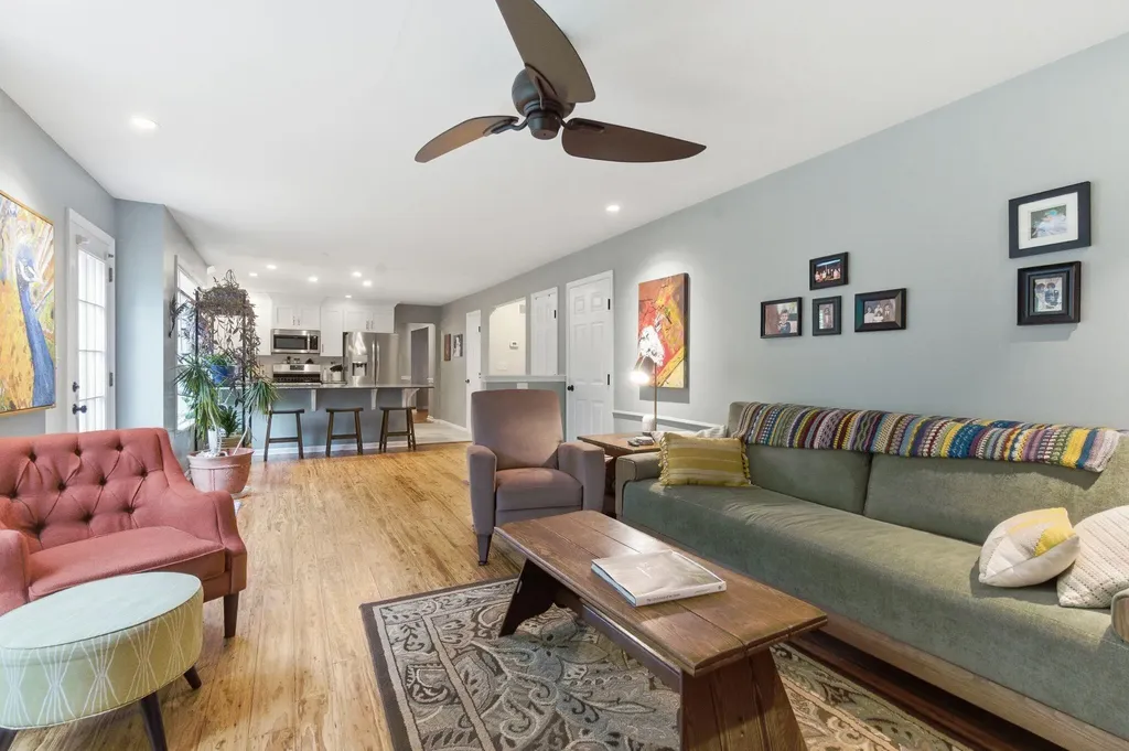 4320 Southmoor Park Lexington KY 40514