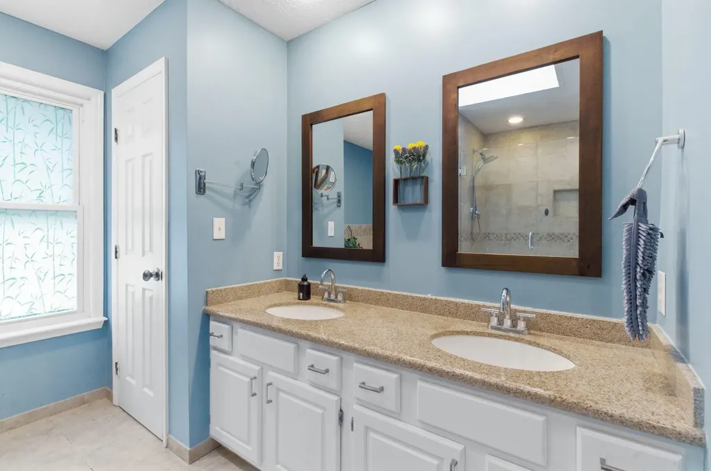 4320 Southmoor Park Lexington KY 40514