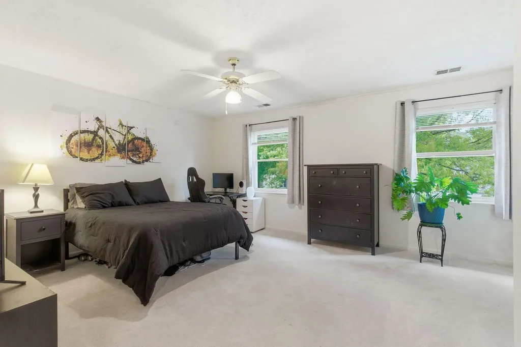 4320 Southmoor Park Lexington KY 40514