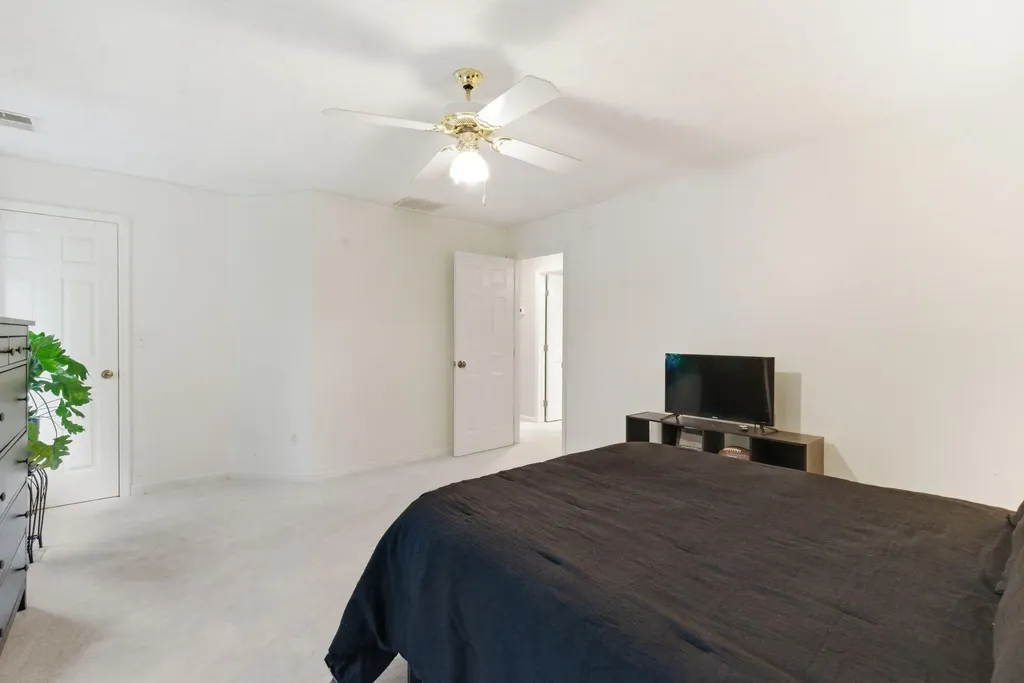 4320 Southmoor Park Lexington KY 40514