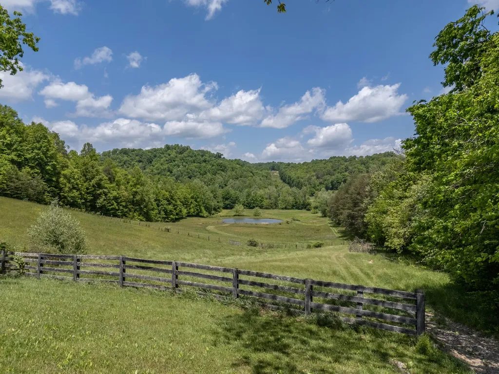 3414 Liberty Road West Liberty KY 41472