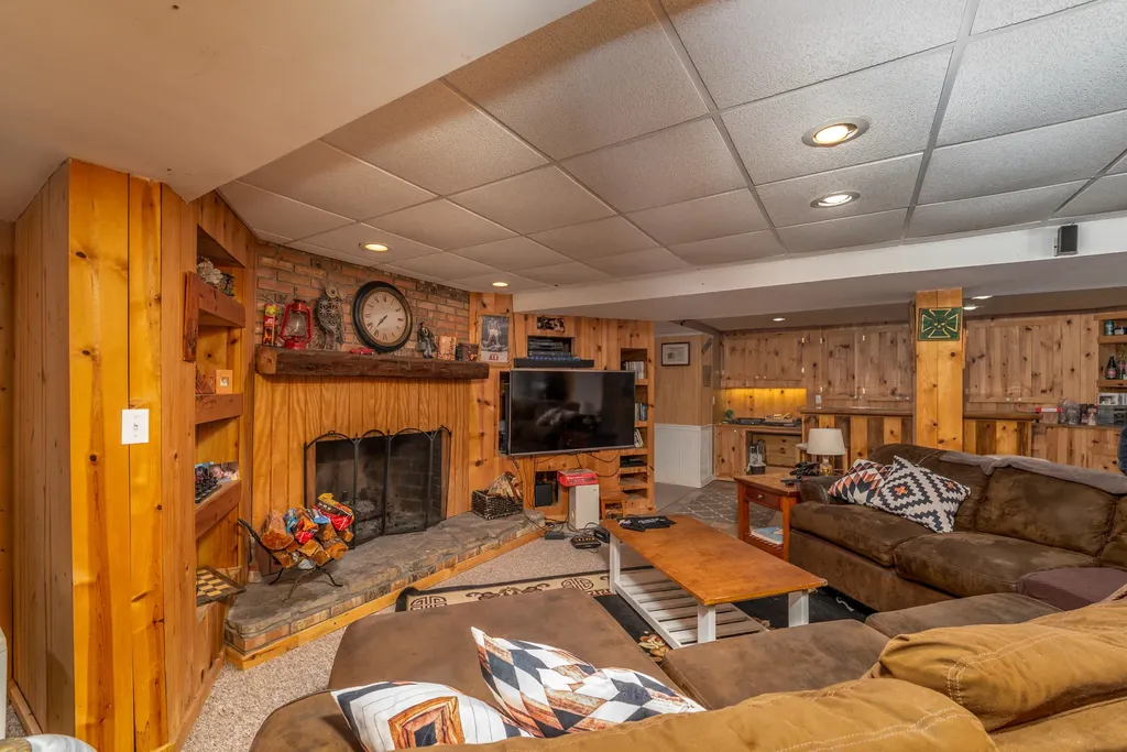 3414 Liberty Road West Liberty KY 41472