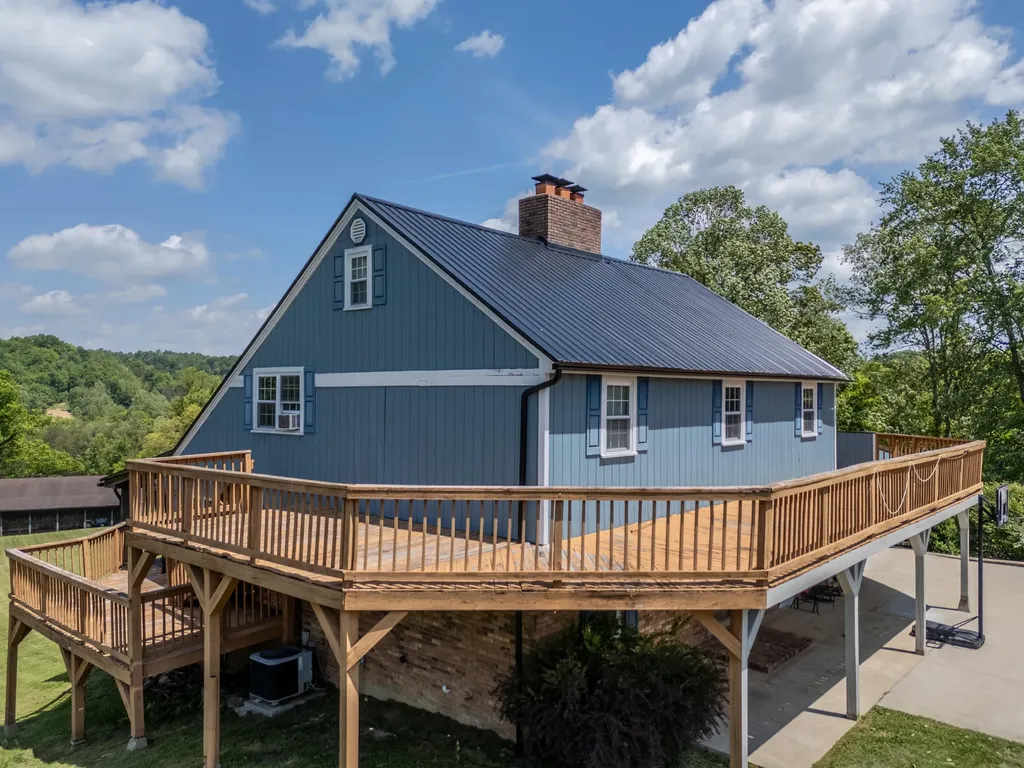 3414 Liberty Road West Liberty KY 41472