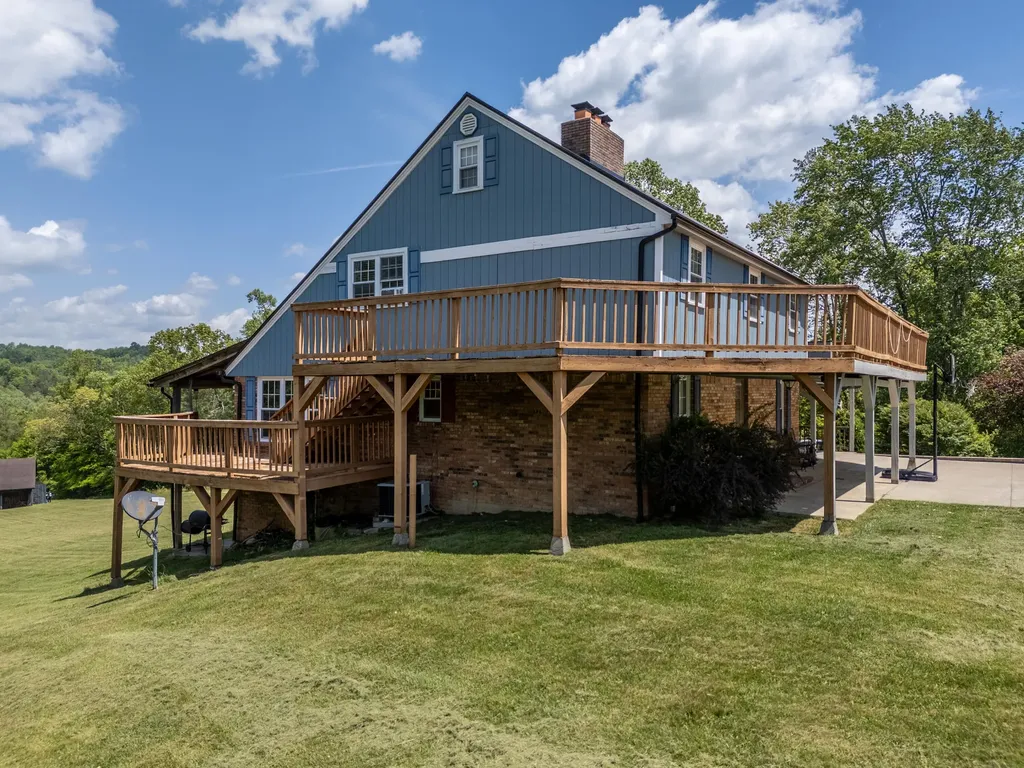 3414 Liberty Road West Liberty KY 41472