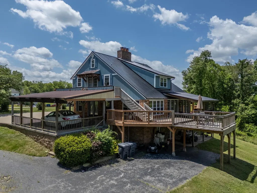 3414 Liberty Road West Liberty KY 41472