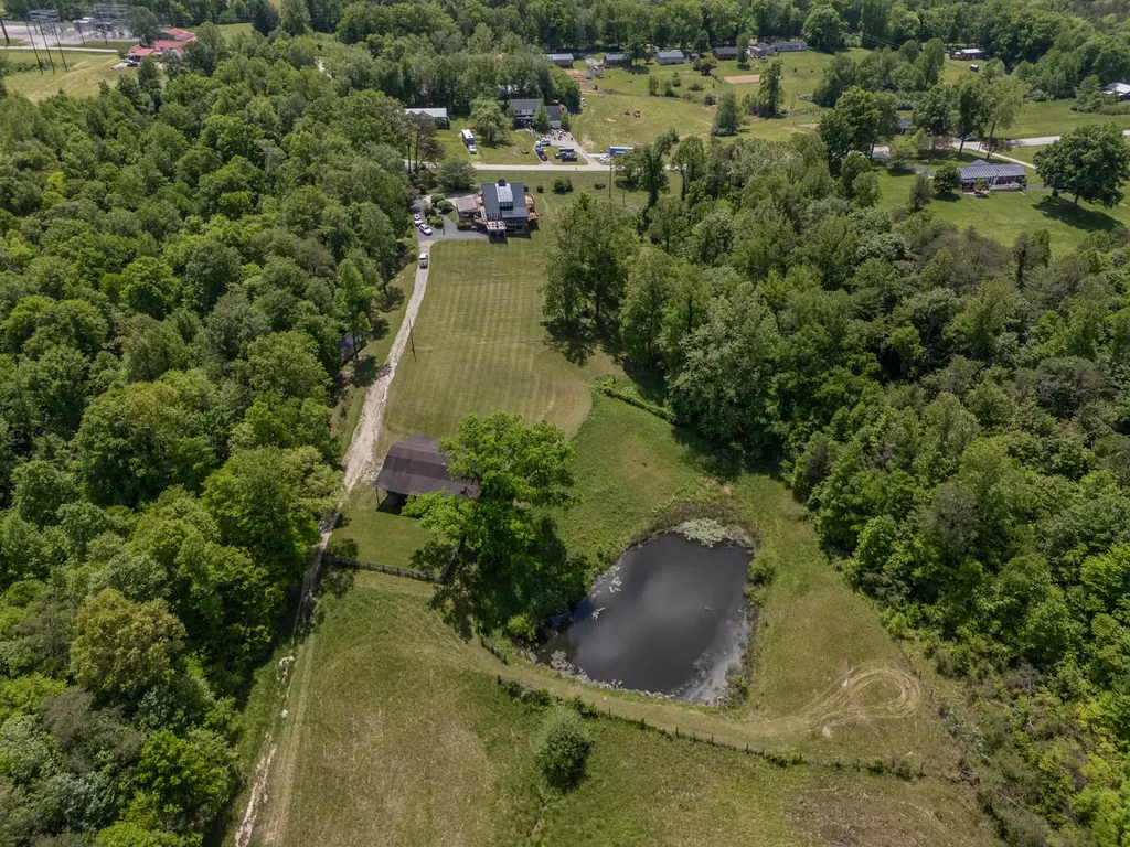 3414 Liberty Road West Liberty KY 41472