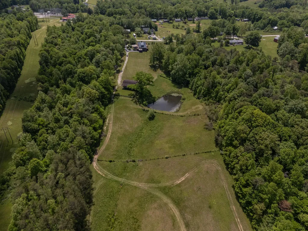 3414 Liberty Road West Liberty KY 41472