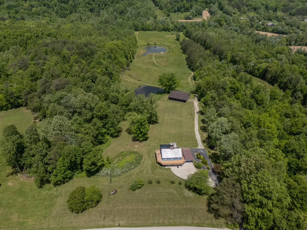 3414 Liberty Road West Liberty KY 41472