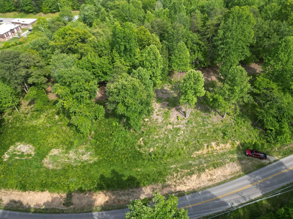 999 5th Street Road Corbin KY 40701