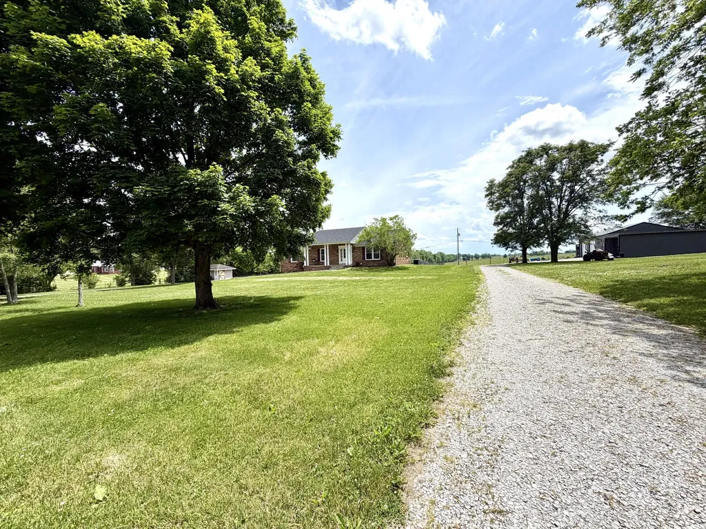 1636 Bellows Mill Road Harrodsburg KY 40330