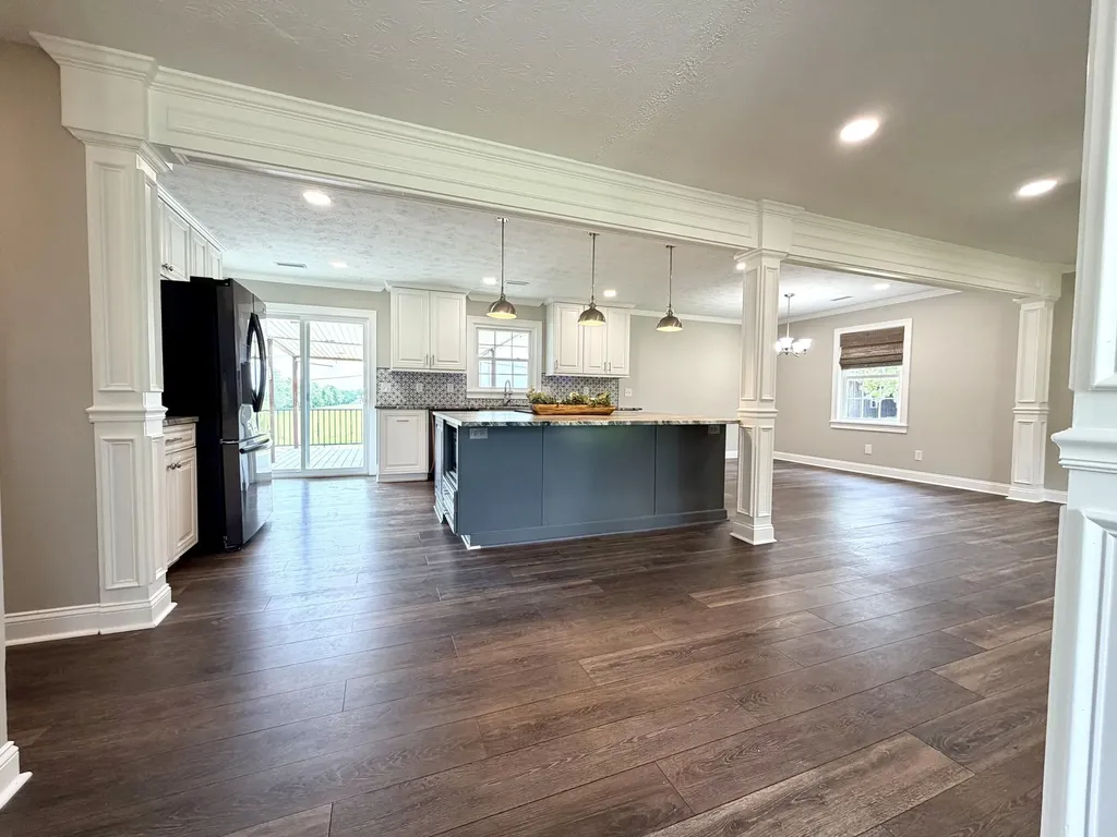 1636 Bellows Mill Road Harrodsburg KY 40330