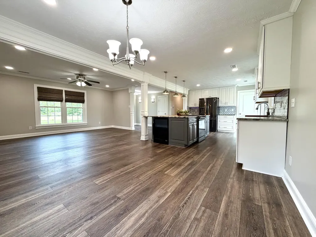 1636 Bellows Mill Road Harrodsburg KY 40330