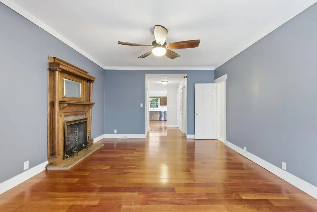 208 W Brown Street Nicholasville KY 40356