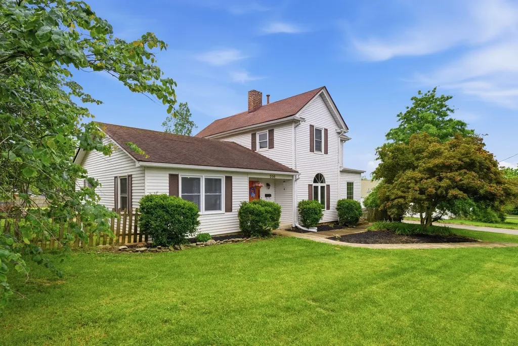 208 W Brown Street Nicholasville KY 40356