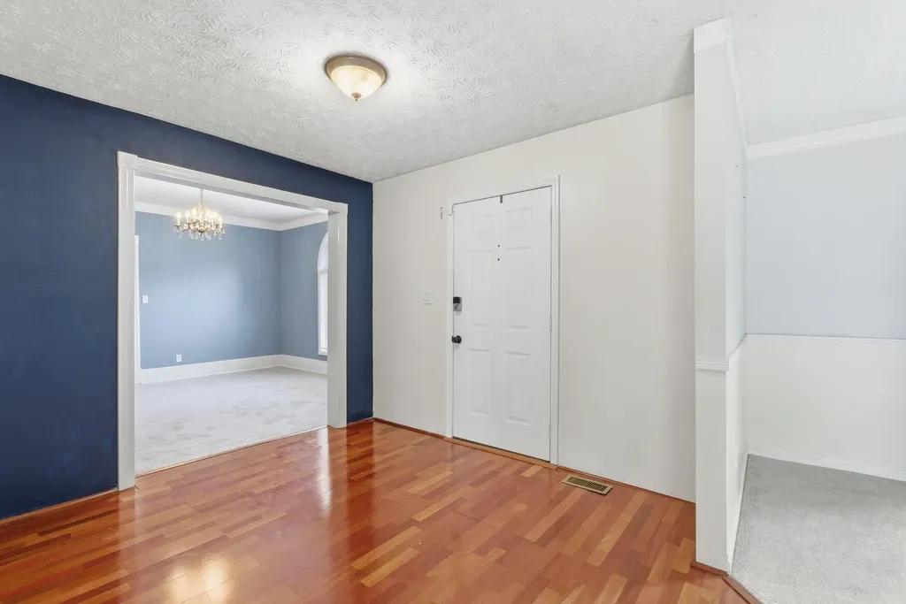 208 W Brown Street Nicholasville KY 40356
