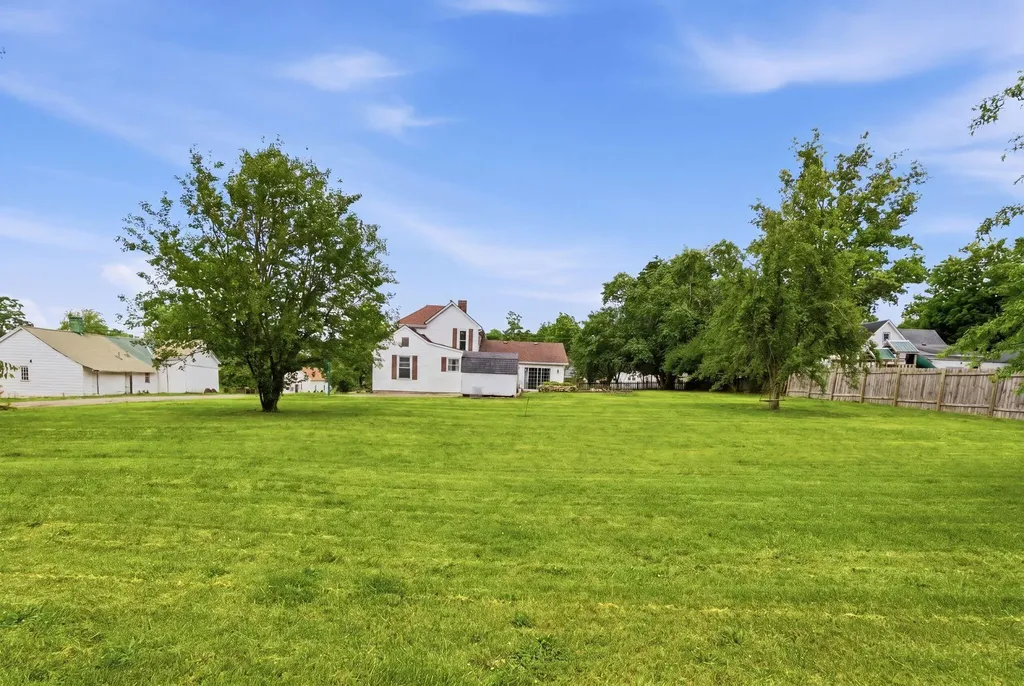 208 W Brown Street Nicholasville KY 40356