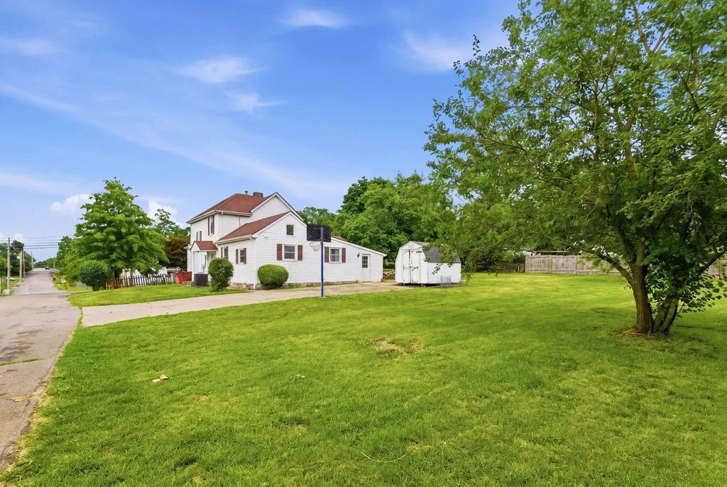 208 W Brown Street Nicholasville KY 40356