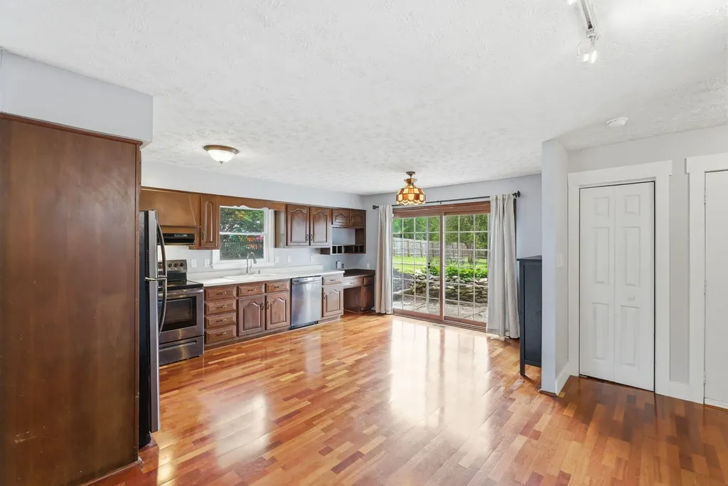 208 W Brown Street Nicholasville KY 40356