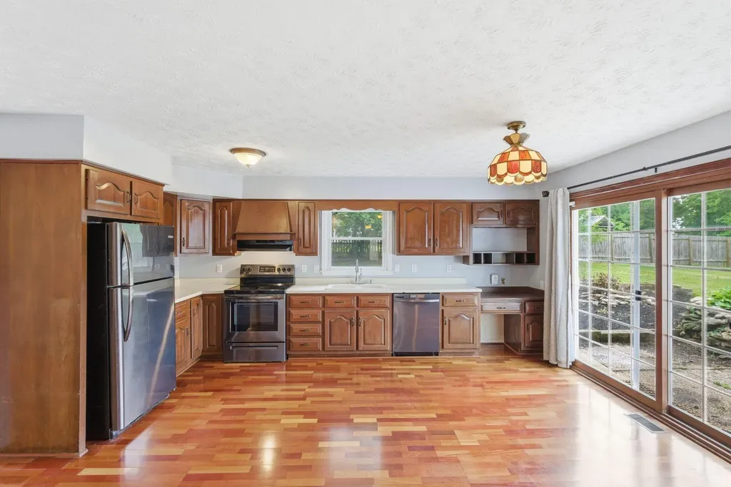 208 W Brown Street Nicholasville KY 40356