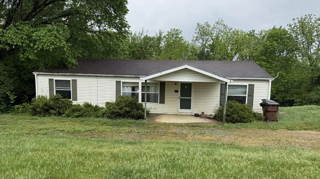 511 Tom Hackley Road Danville KY 40422