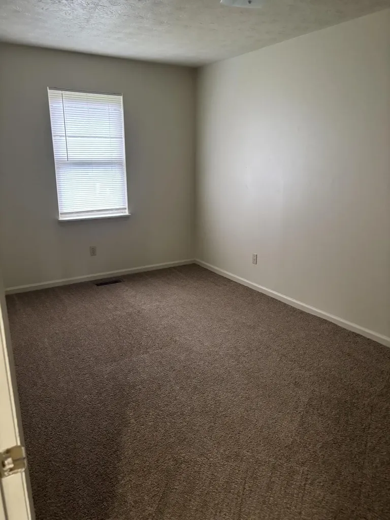 230 Breckinridge Drive Versailles KY 40383