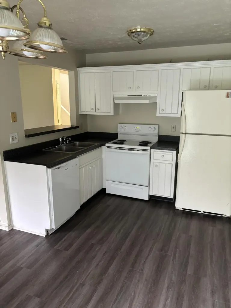 230 Breckinridge Drive Versailles KY 40383